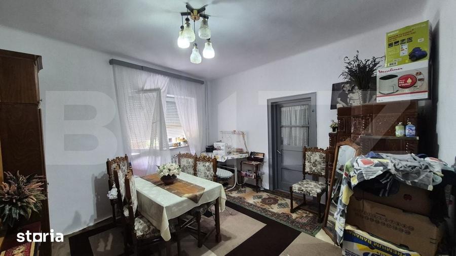 Casa 4 dormitoare, 220 mp, teren 500 mp, zona Titulescu - 10