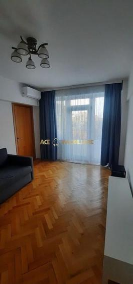 Apartament cu 2 camere decomandat, mobilat în Magheru