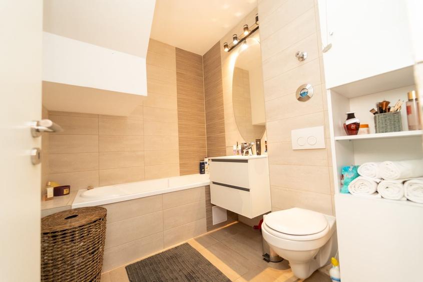 Apartament cu 3 camere decomandat în Avantgarden