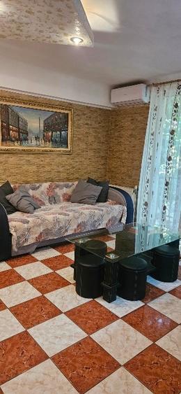 Apartament cu 2 camere semidecomandat, mobilat în Ultracentral