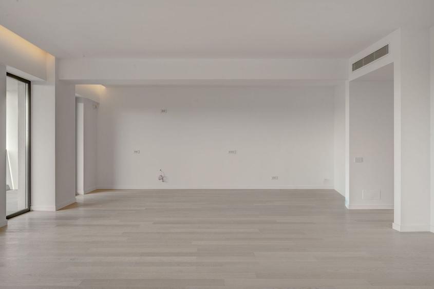 Apartament cu 4 camere decomandat în Nord