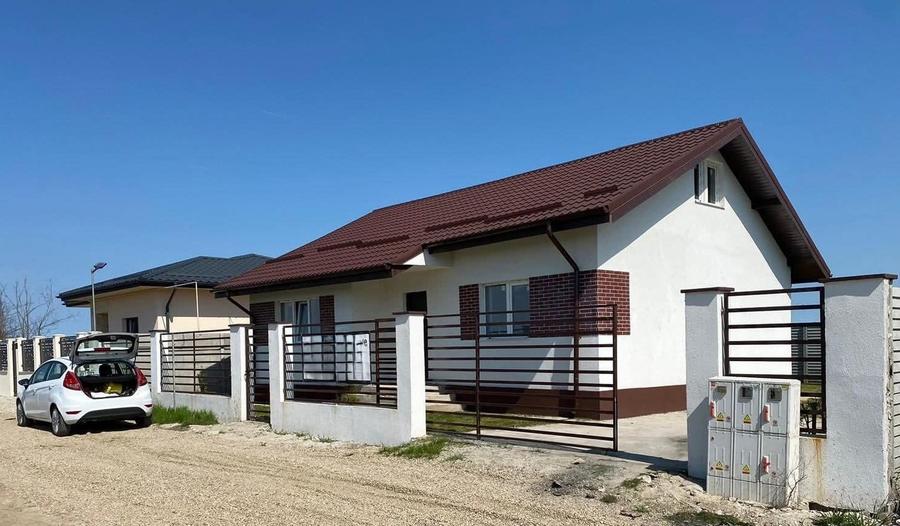 Casă individuală cu 3 camere cu Teren 356 Mp în Berceni