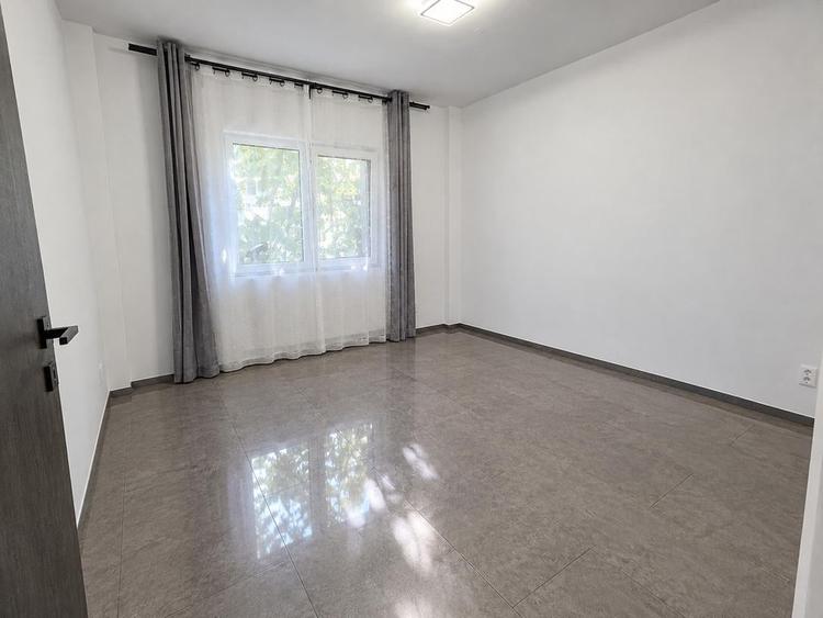 Apartament cu 2 camere decomandat în 1 Decembrie 1918