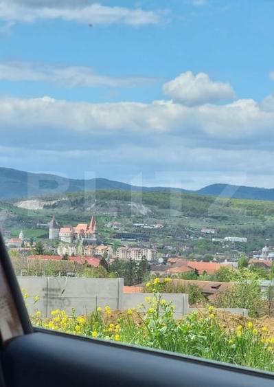 Teren Construcții intravilan de 470 mp, în Hunedoara