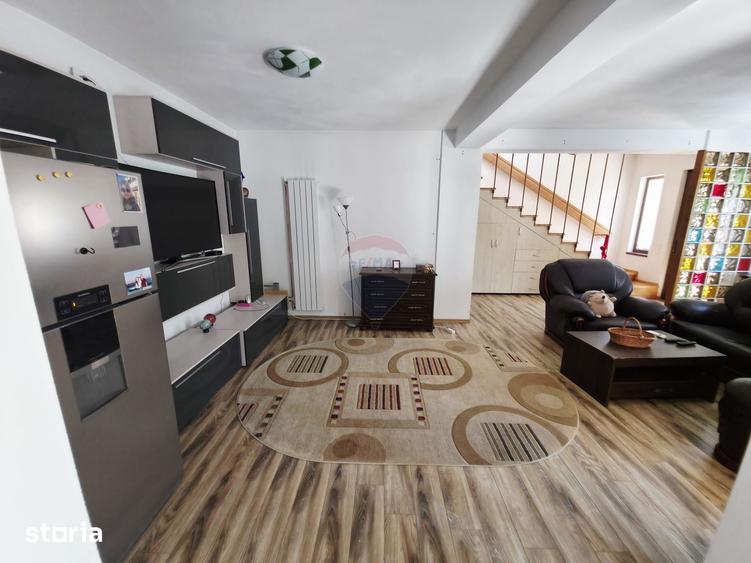 Casă cu 3 camere cu Teren 205 Mp în Central