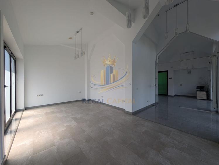 Spațiu comercial, de 472 mp, în Băneasa