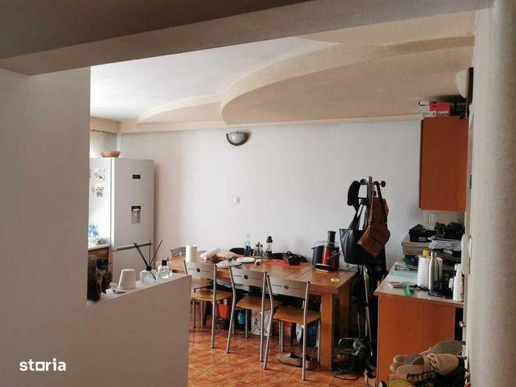 Apartament cu 2 camere decomandat în Letea Veche