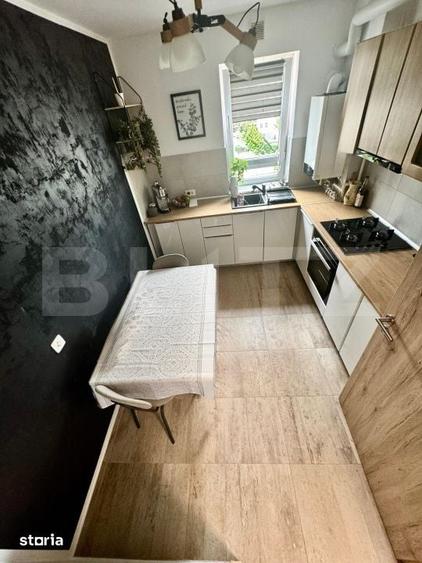 Apartament cu 2 camere decomandat în Tractorul