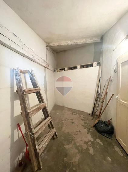 Casa cu 3 camere de vanzare in zona centrala comison 0% + garaj - 4