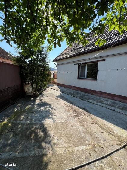 Casă cu 3 camere cu Teren 250 Mp în Baciu