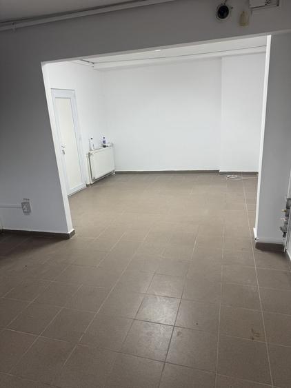 Spatiu de inchiriat ultra central stradal 50mp cu doua parcari - 7