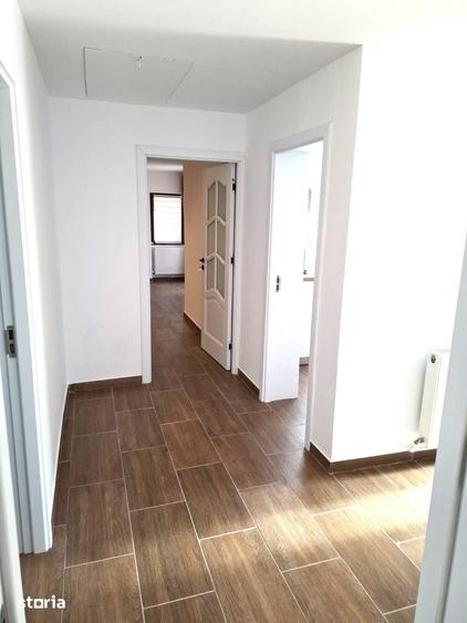Casă cu 4 camere cu Teren 365 Mp în Central