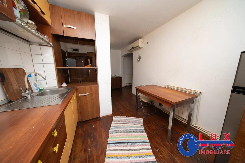 Apartament cu 3 camere decomandat în Babadag