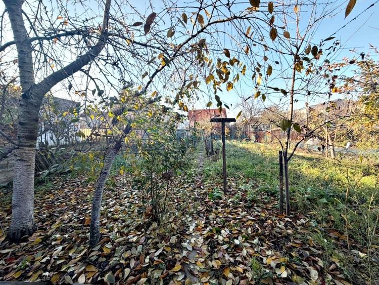 Casă individuală cu 3 camere cu Canalizare în Iosia
