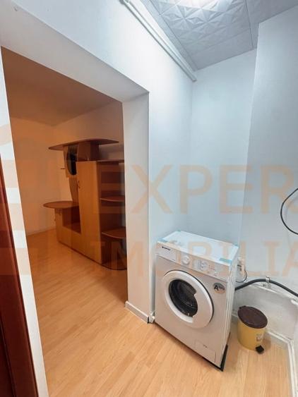 Apartament cu 2 camere semidecomandat, mobilat în Tomis I