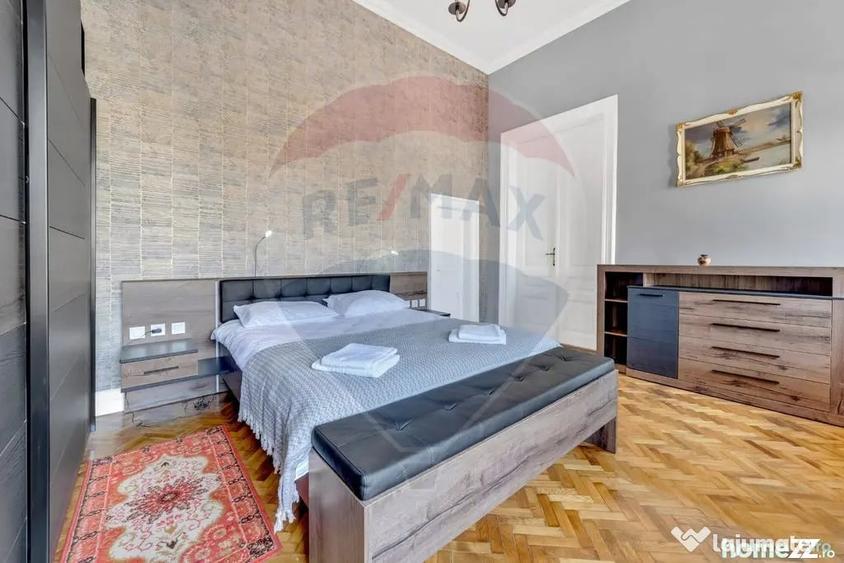 Apartament cu 3 camere decomandat în Central
