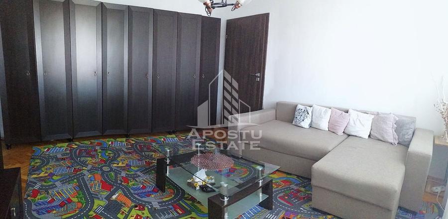 Apartament cu 2 camere semidecomandat, mobilat în Iosefin
