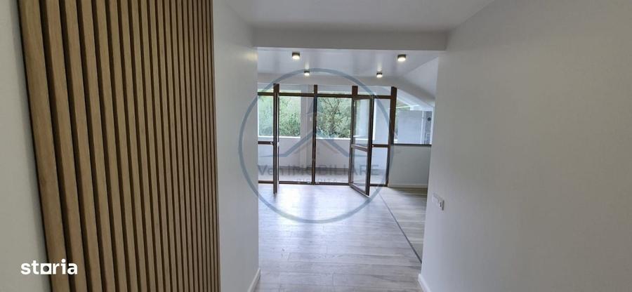 Casă cu 4 camere cu Teren 450 Mp în Central