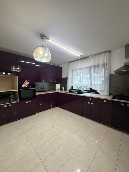 Casă individuală cu 4 camere cu Canalizare în Chiajna