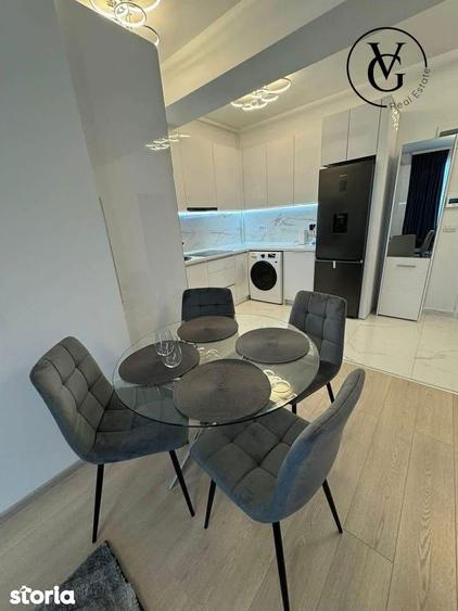 Apartament cu 2 camere decomandat, mobilat în Sud