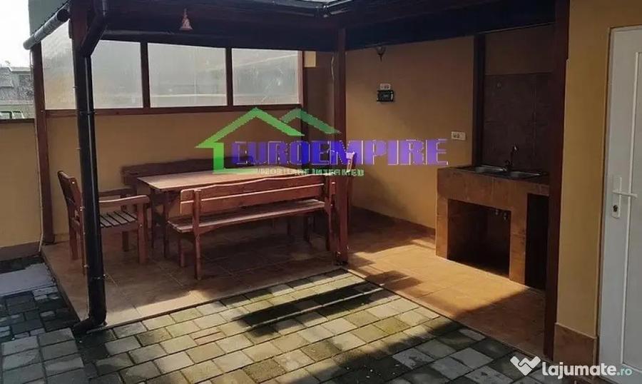 Casă cu 5 camere cu Teren 150 Mp în Lazu