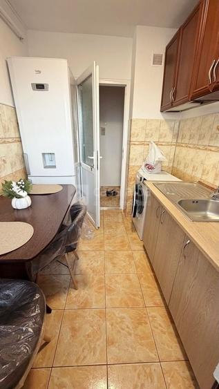 Apartament cu 2 camere nedecomandat, mobilat în Podu Roș