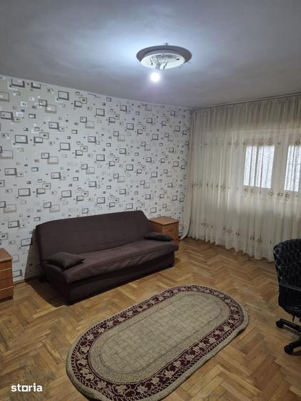 Apartament cu 3 camere în Gară