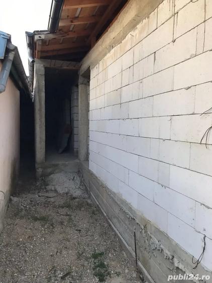 Casă cu 3 camere cu Teren 20 Mp în Central