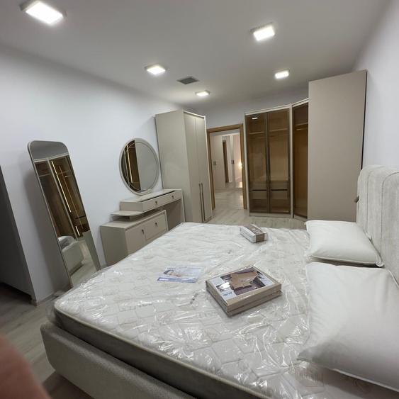 Casă cu Teren 270 Mp în Tunari