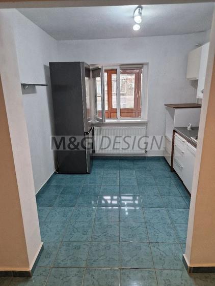 Apartament cu 2 camere decomandat în Soarelui