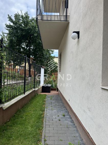 Duplex cu 5 camere cu Canalizare în Mănăștur
