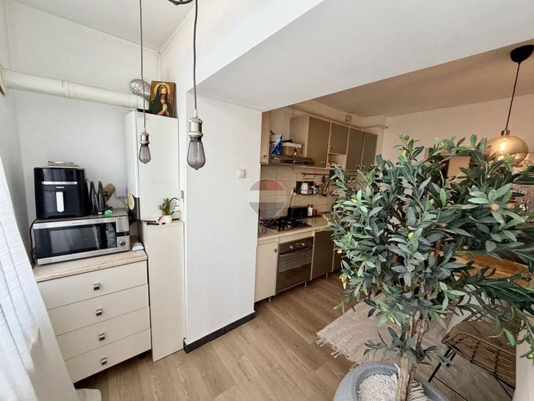 Apartament cu 3 camere decomandat în Brăilei