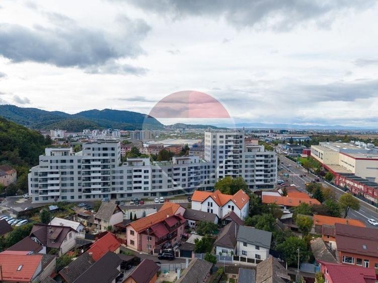 Apartament cu 2 camere decomandat, mobilat în Noua