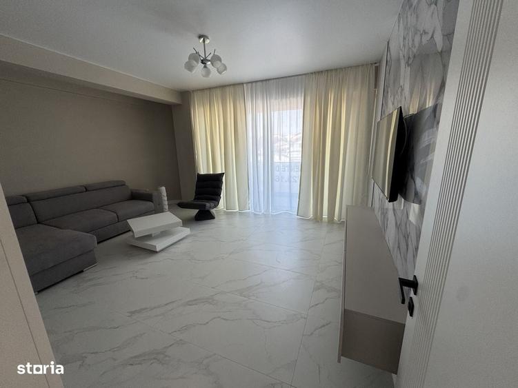 Apartament cu 2 camere decomandat în Palazu Mare