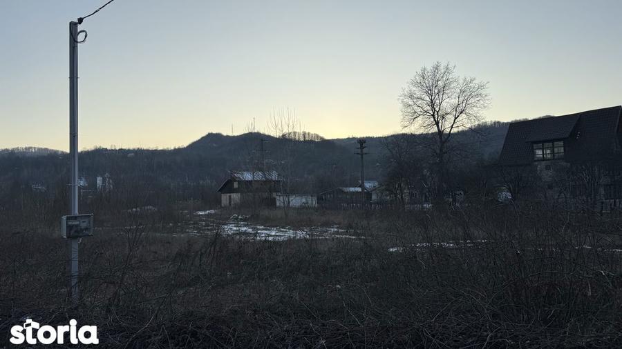 Teren de 10834 mp, în Dumbrăvești