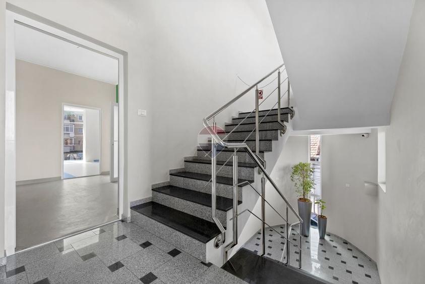 Spațiu comercial, de 65 mp, în Micălaca