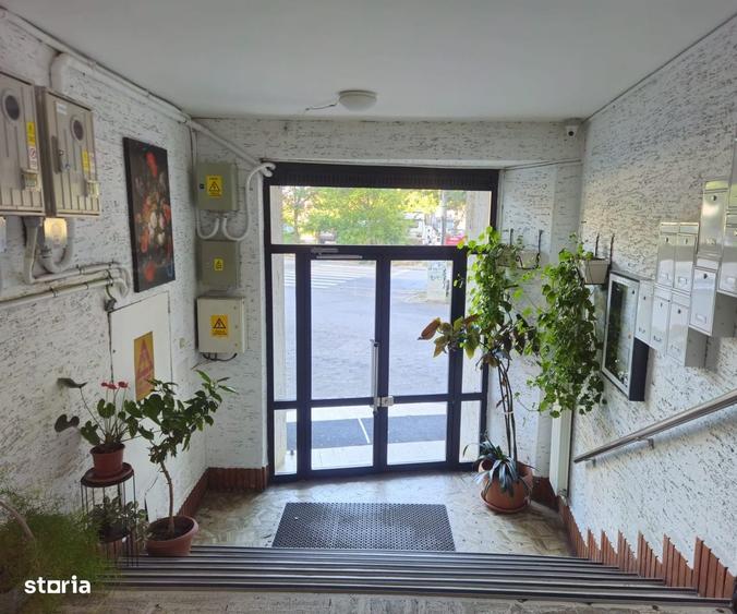 Apartament cu 3 camere în 13 Septembrie