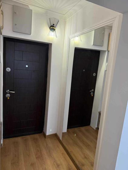 Apartament cu 2 camere semidecomandat în Tătărași