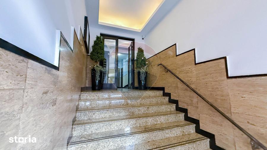 Apartament cu 4 camere, mobilat în Universitate