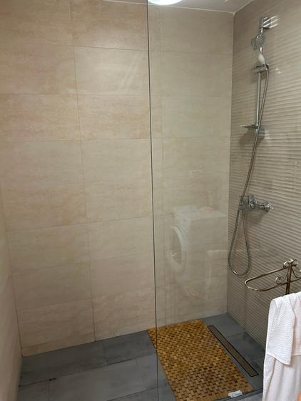 Apartament cu 2 camere decomandat în Lacul Tei