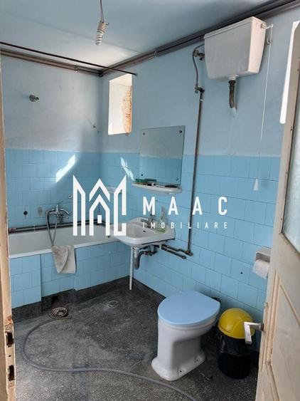 Casă individuală cu 5 camere cu Canalizare în Central