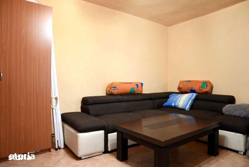 Casă cu 4 camere cu Teren 1100 Mp în Gepiu