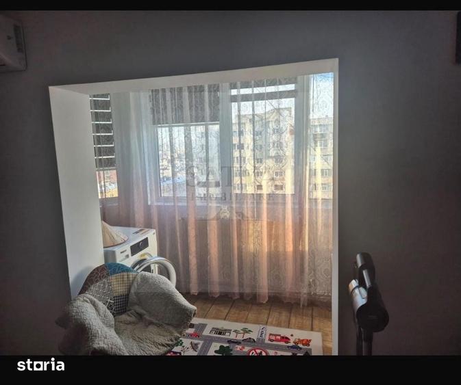 Apartament cu 3 camere decomandat în Inel I