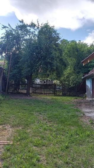 Casa cu teren 2000mp Glogovet Blaj