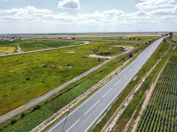Teren de 30588 mp, în Orțișoara
