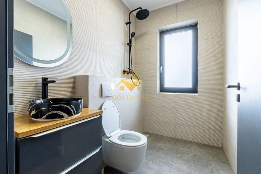Duplex cu 6 camere cu Canalizare în Europa