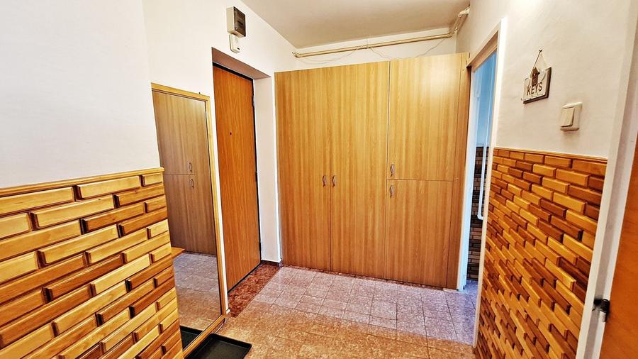 Apartament cu 2 camere semidecomandat, mobilat în Răcădău