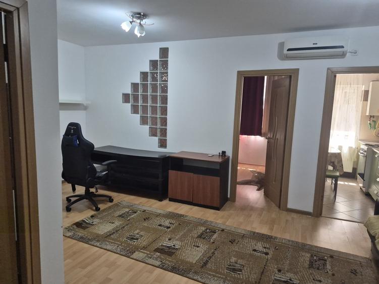 Apartament cu 2 camere semidecomandat în Puranii de Sus