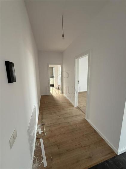 Apartament cu 3 camere decomandat în Moșnița Nouă