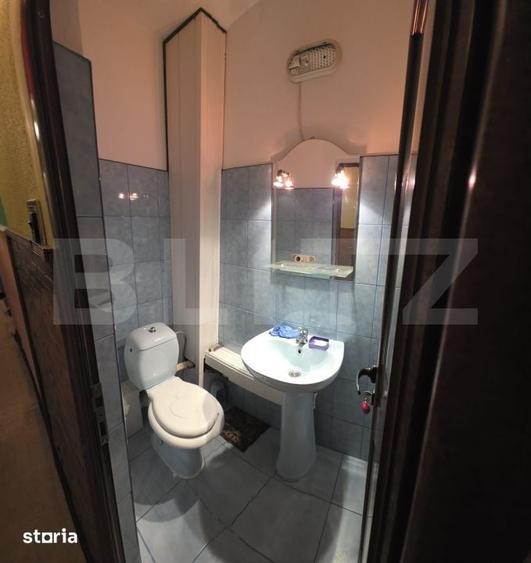 Apartament cu 3 camere decomandat în Holboca